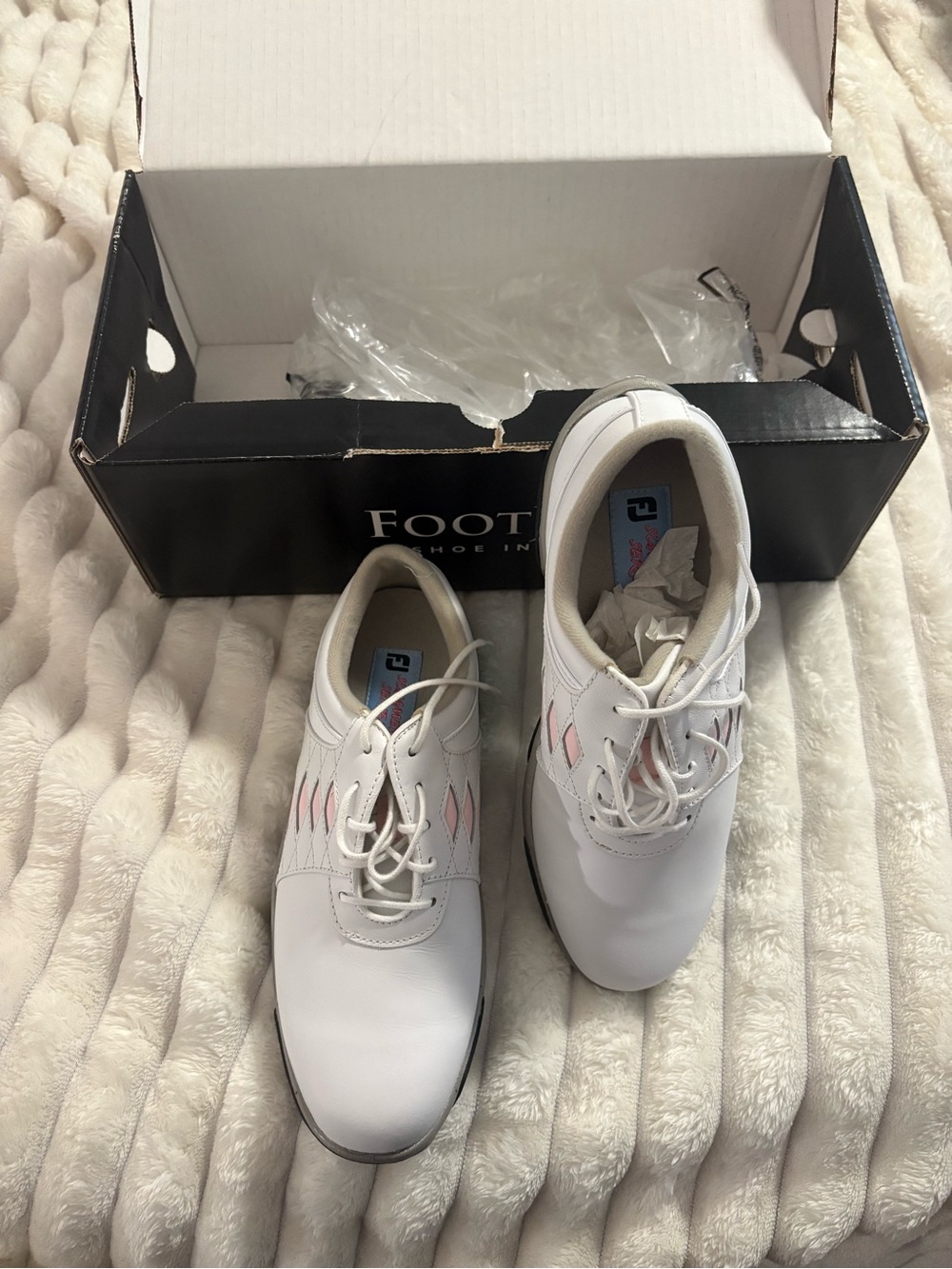 NWT FootJoy FJ Summer Series Women’s Golf Shoes White Pink Size 6 Medium 98802
